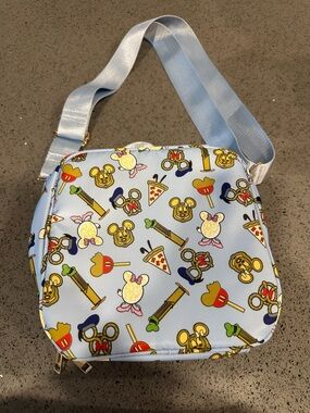 Kids Light Blue Character Print lunchbox
